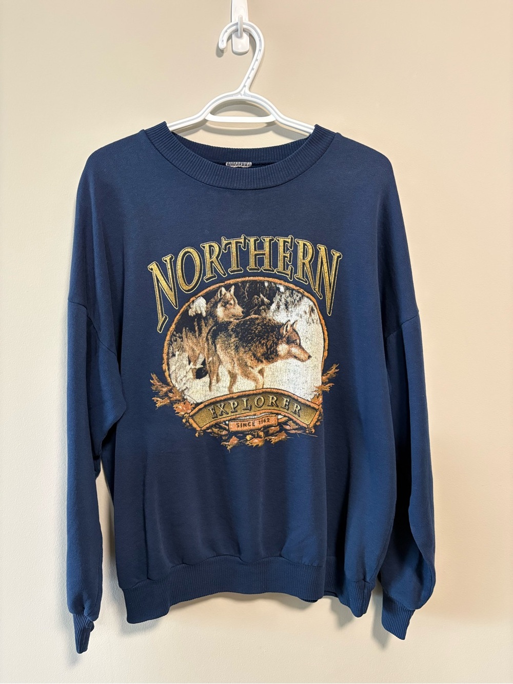 Vintage Northern Explorer Wolf Graphic Crewneck Sweatshirt XL